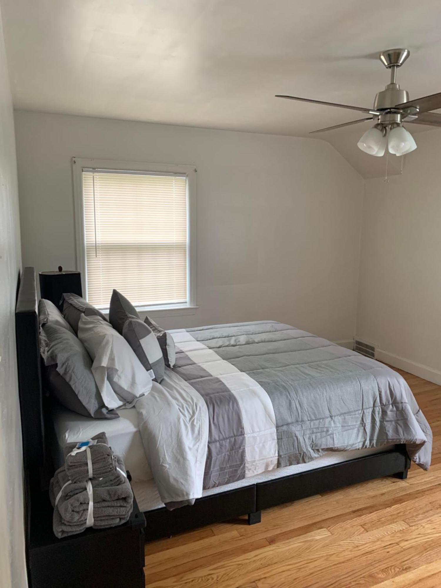 Master Bedroom In Home Away From Home Detroit Luaran gambar